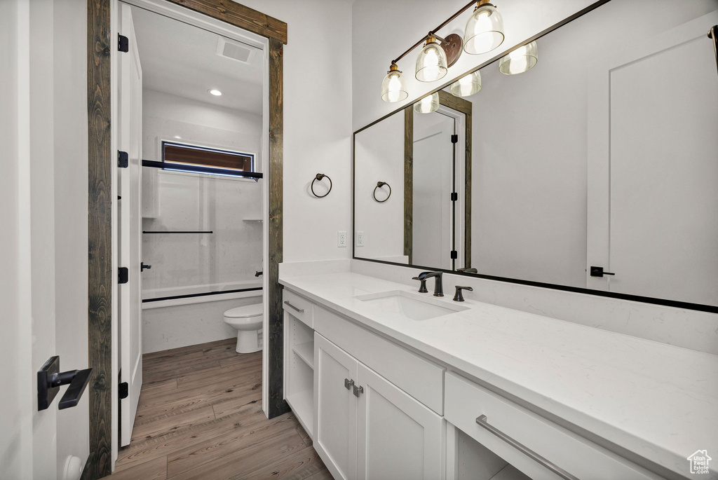 Photo 30 for MLS #2084184 at 300 Knoll Loop #227