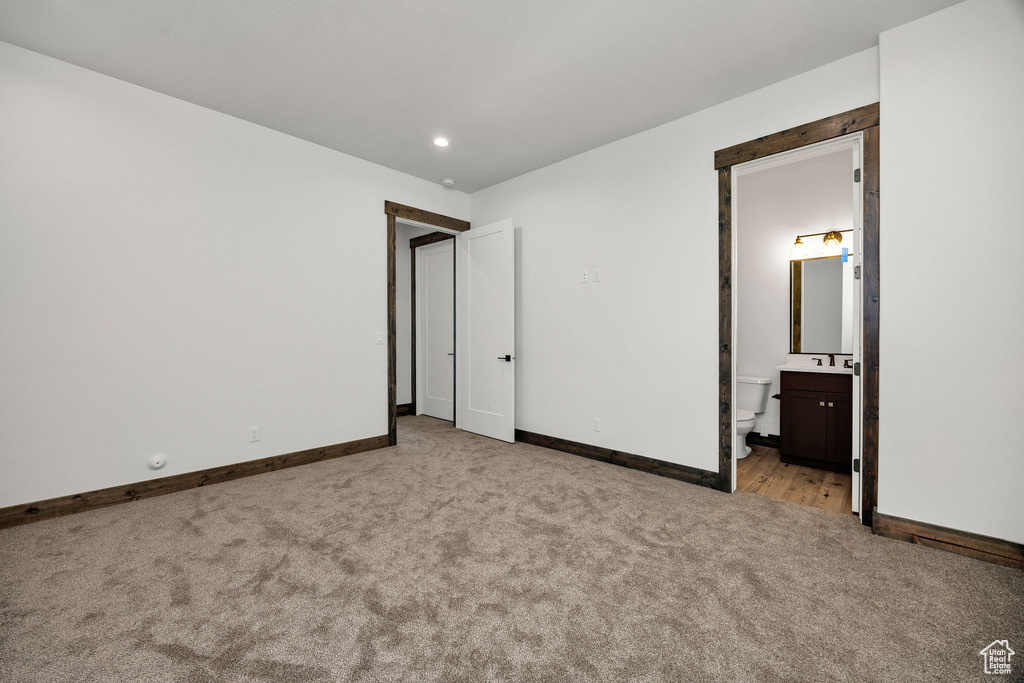 Photo 34 for MLS #2084184 at 300 Knoll Loop #227