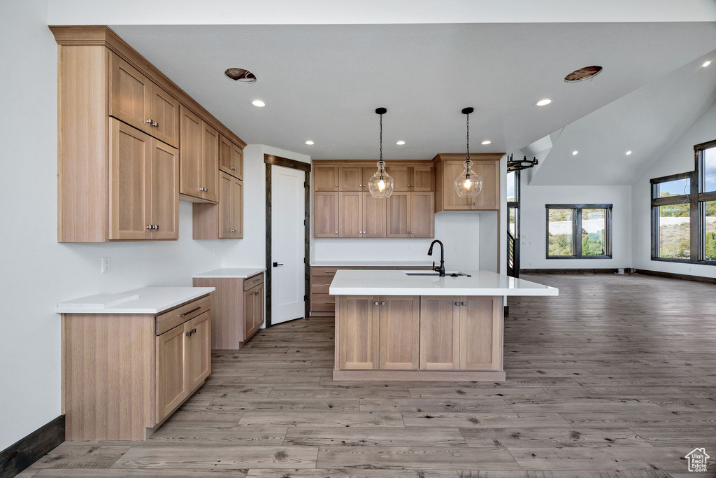 Photo 10 for MLS #2084184 at 300 Knoll Loop #227
