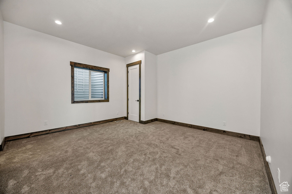 Photo 33 for MLS #2084184 at 300 Knoll Loop #227