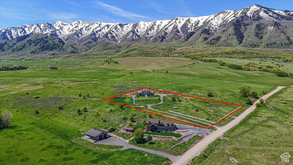 View of property location with property parcel outlined and a mountainous background