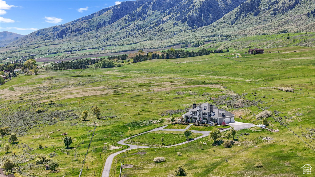 Aerial view of sparsely populated area with mountains