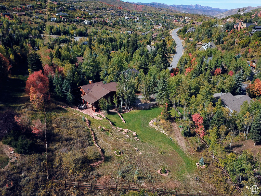 Aerial view of property\\\\\\\'s location with a mountainous background