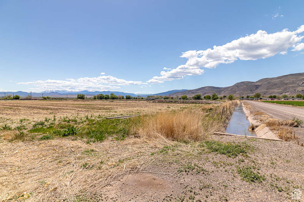 View of mountain background with rural landscape