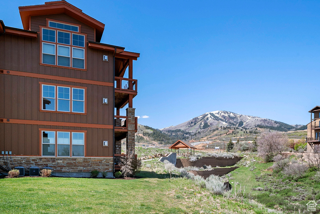 View of mountain backdrop