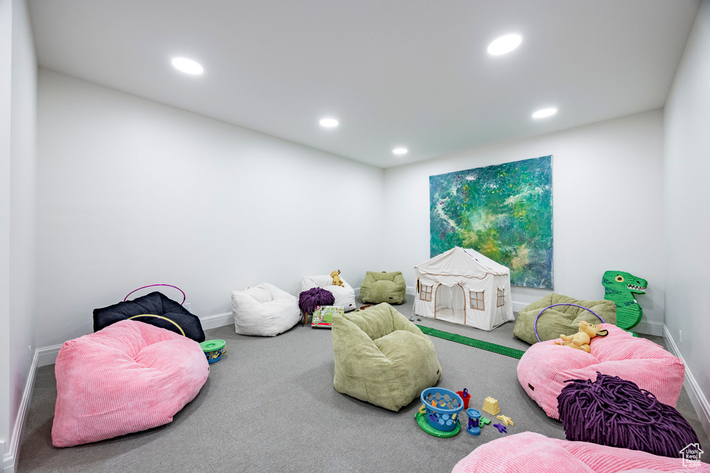Game room with recessed lighting, carpet floors, and baseboards