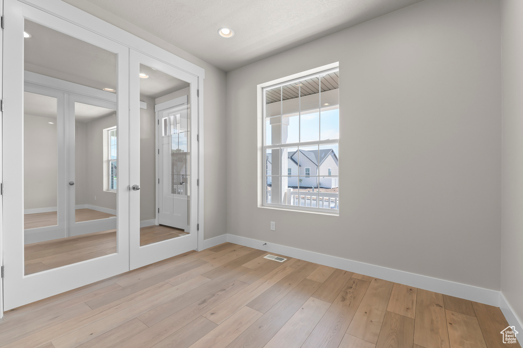 1276 W 2325 S Syracuse, UT 84075