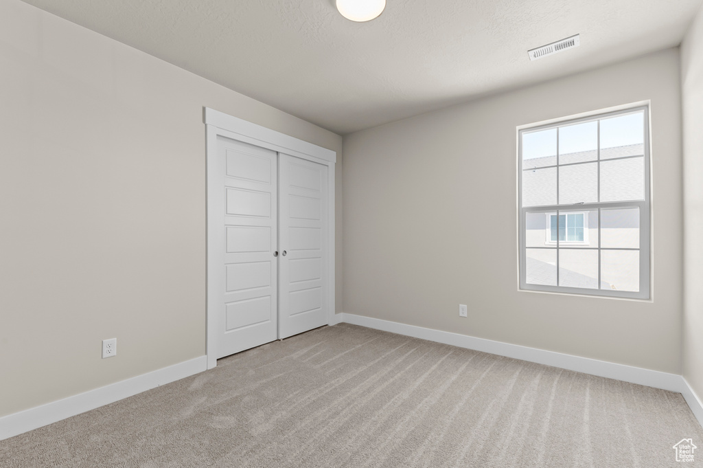 1276 W 2325 S Syracuse, UT 84075