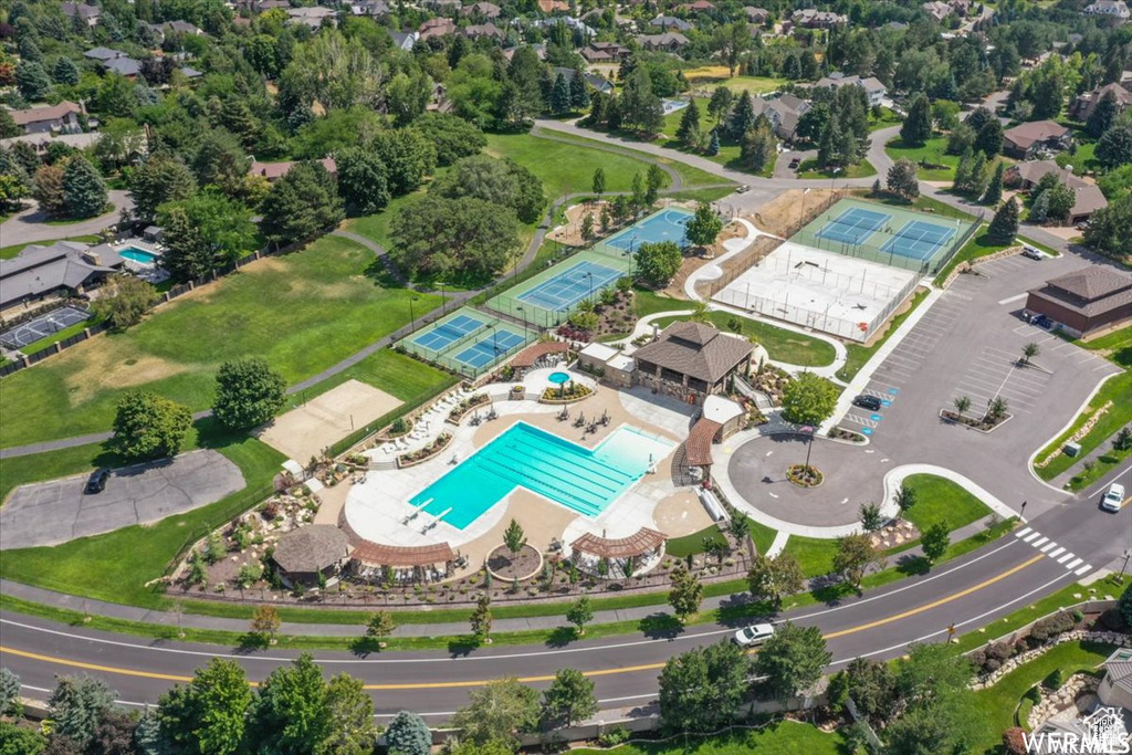 Birds eye view of property