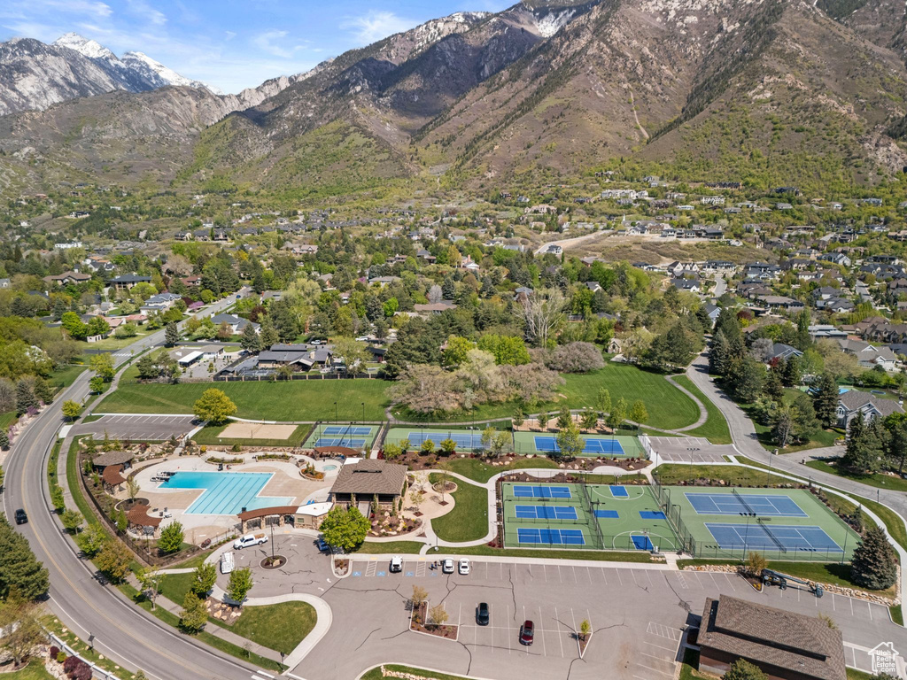 Aerial overview of property\\\\\\\\\\\\\\\\\\\\\\\\\\\\\\\'s location with a mountain backdrop and a pool area