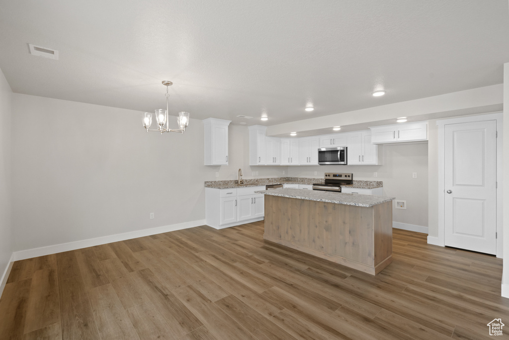 Photo 5 for MLS #2084326 at 953 N 215 West