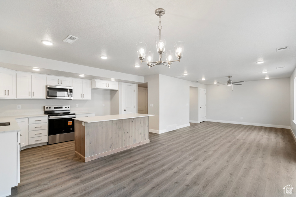 Photo 5 for MLS #2084329 at 951 N 215 West