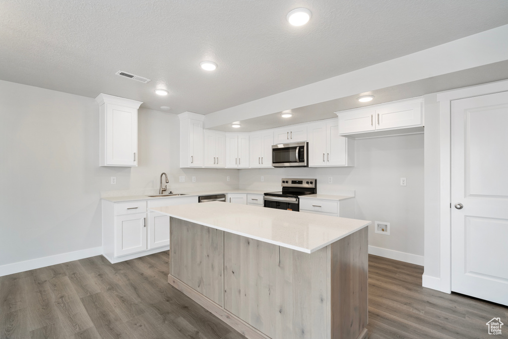 Photo 3 for MLS #2084329 at 951 N 215 West