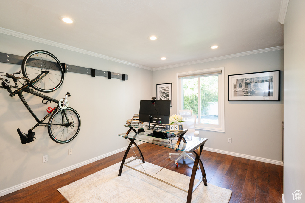 Office area with baseboards, wood-type flooring, ornamental molding, and recessed lighting