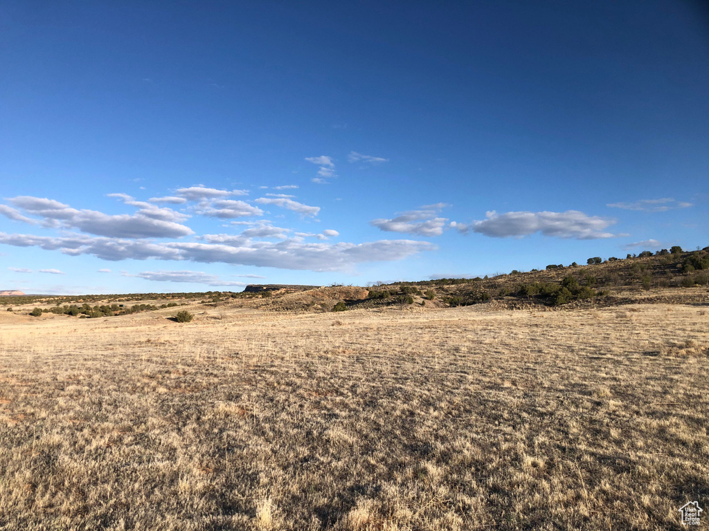View of local wilderness with rural landscape
