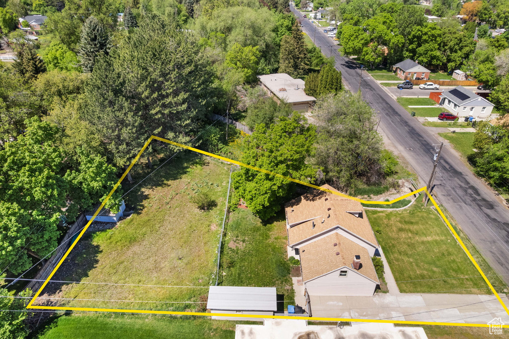 Aerial overview of property\'s location with property boundaries highlighted