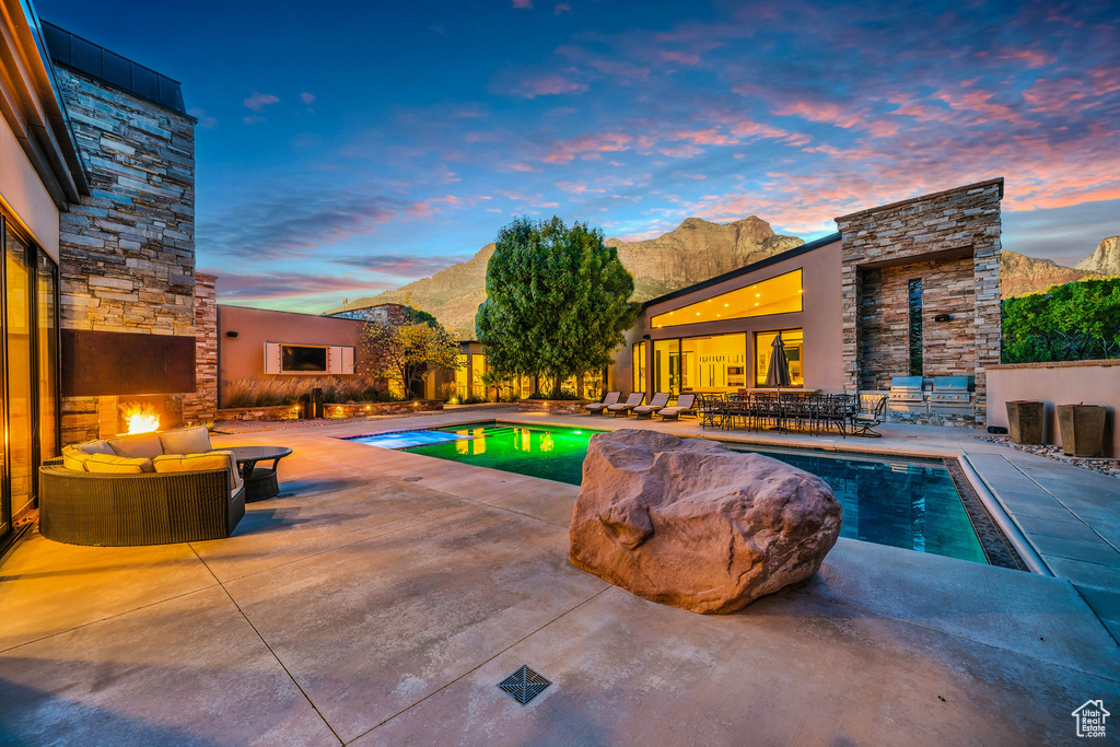 Photo 65 for MLS #2084392 at 1203 Canyon Springs Rd