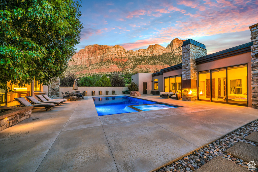 Photo 64 for MLS #2084392 at 1203 Canyon Springs Rd