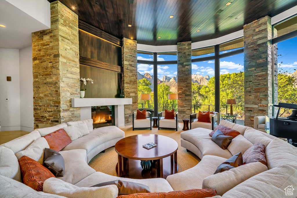 Photo 4 for MLS #2084392 at 1203 Canyon Springs Rd