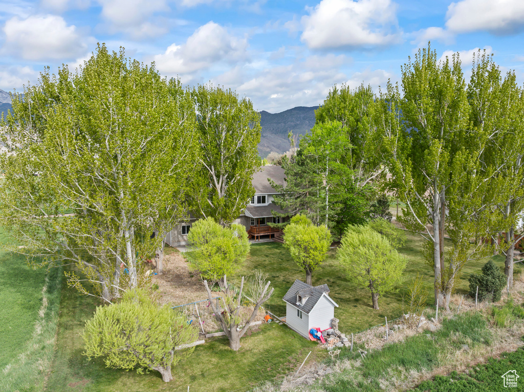 View from above of property featuring mountains