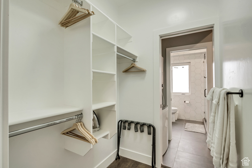 View of walk in closet
