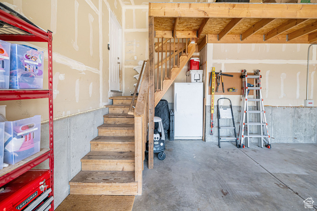 Stairway with concrete floors