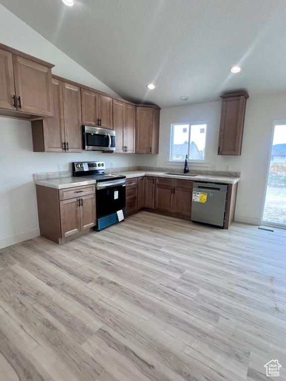 2368 E SEGO LILIY DR Eagle Mountain, UT 84005