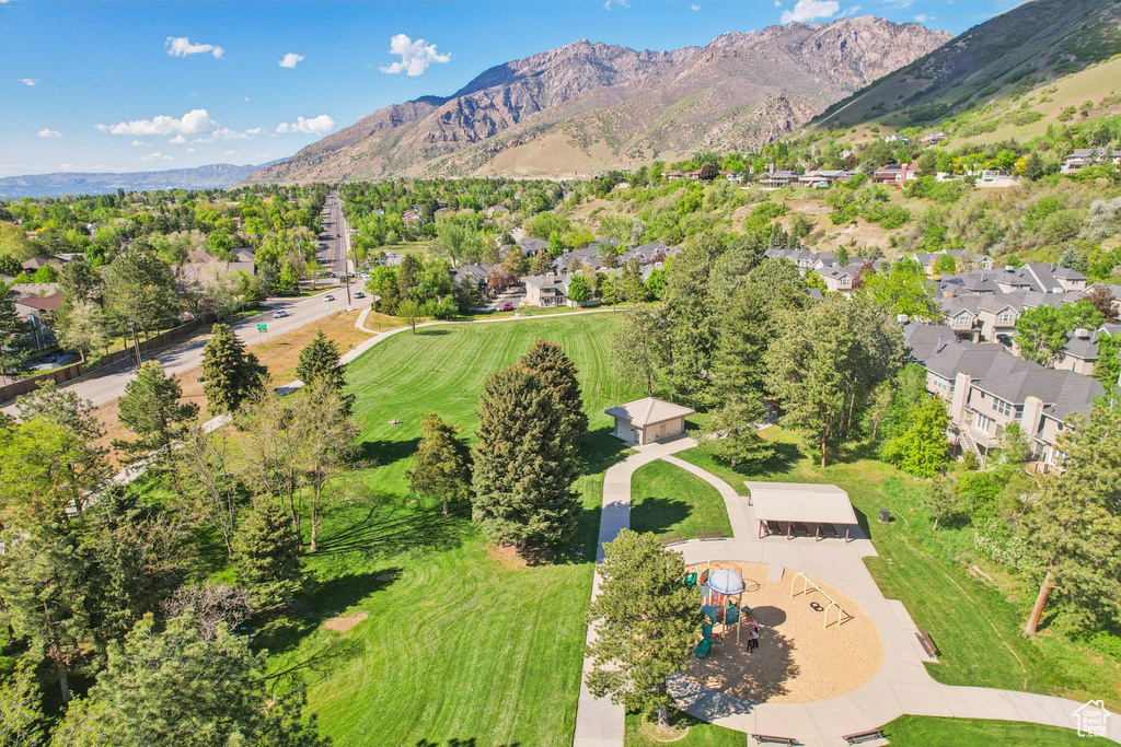 View of property location with nearby suburban area and a mountainous background