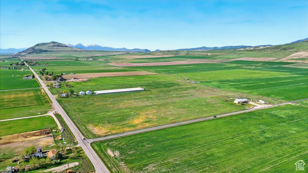 View of property location with rural landscape and a mountain backdrop