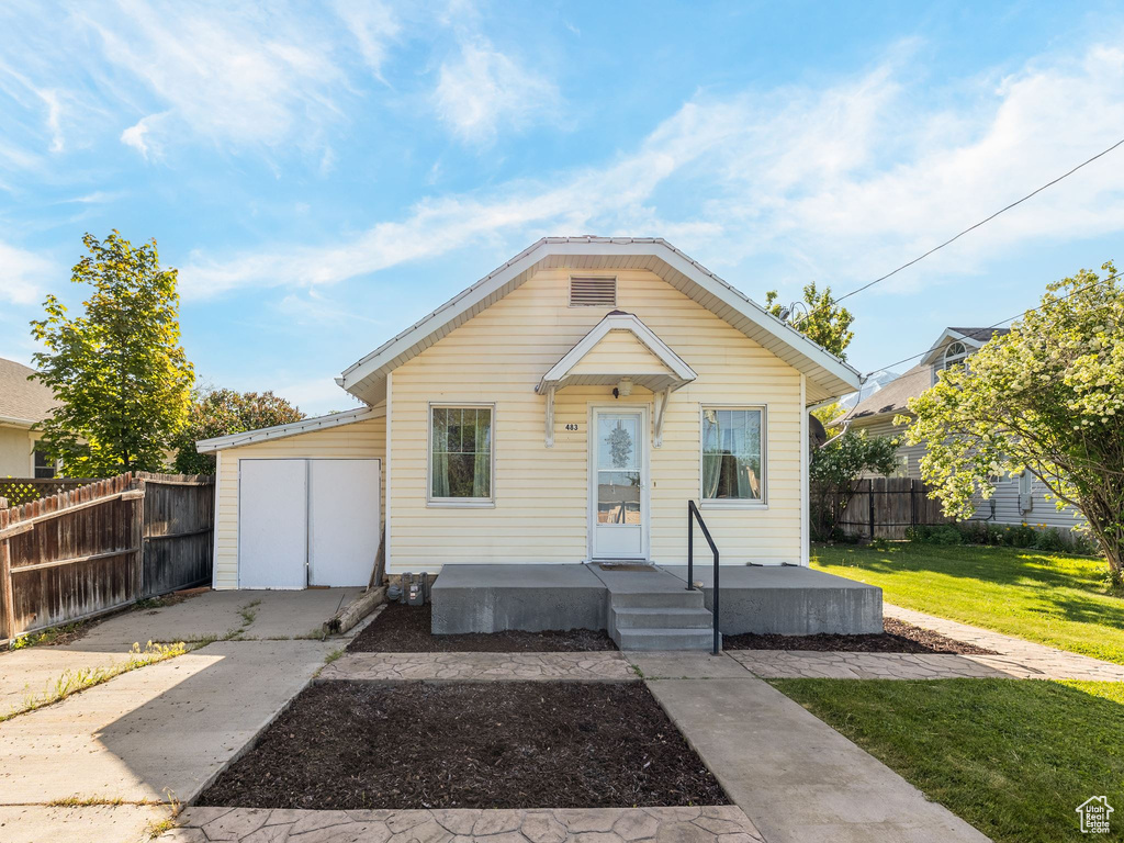 View of front of home