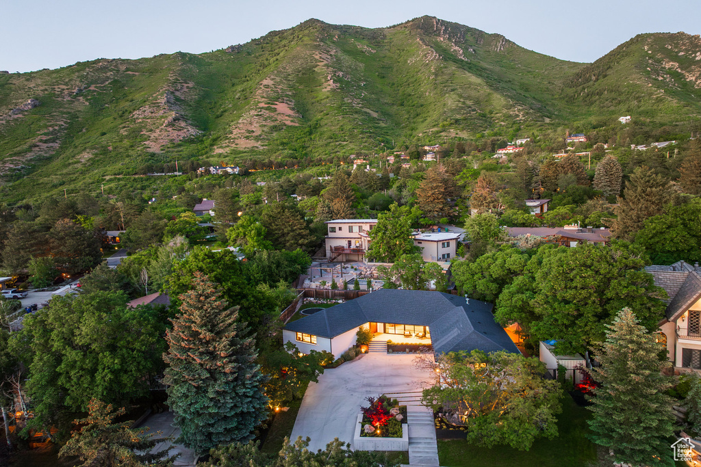 View from above of property featuring mountains
