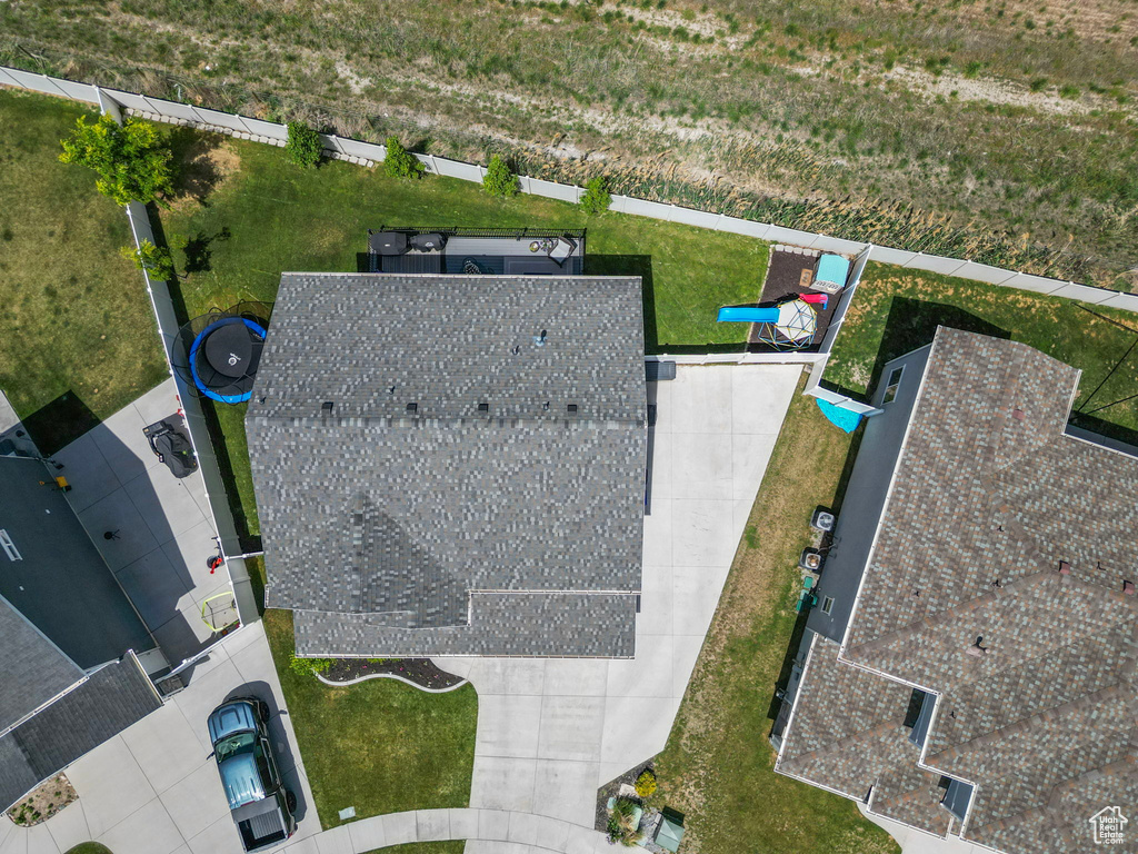 Bird\'s eye view