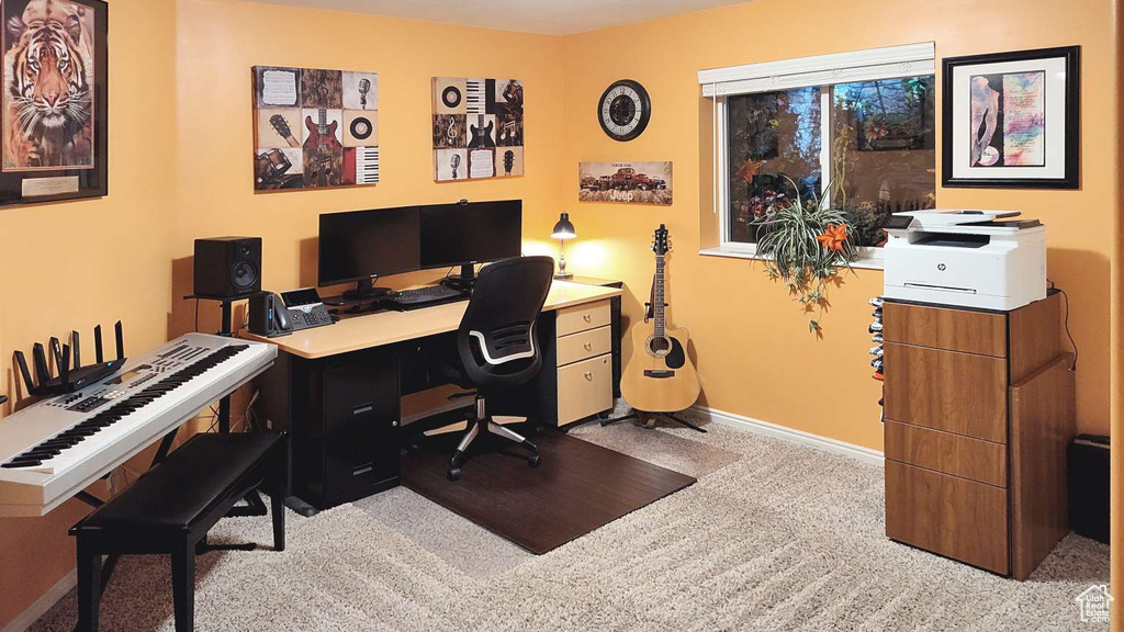 Office featuring carpet floors and baseboards