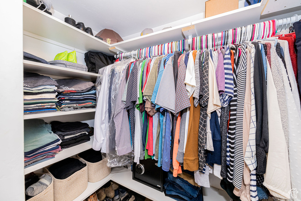 View of walk in closet