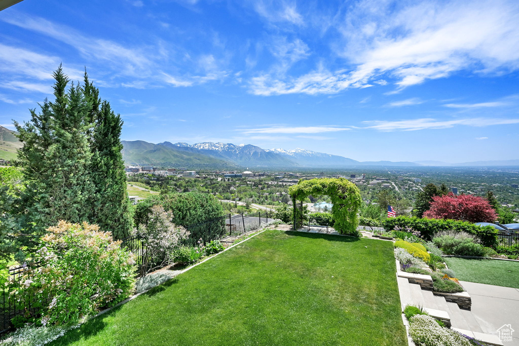 View of yard with a mountain view