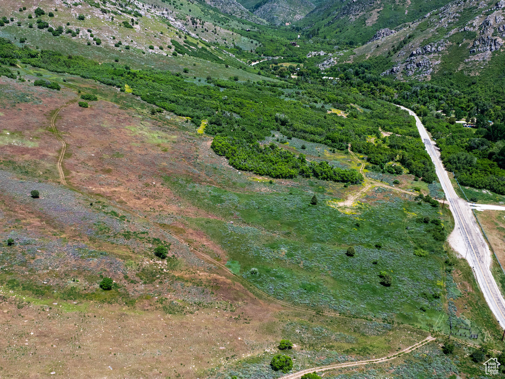 Aerial view of property and surrounding area