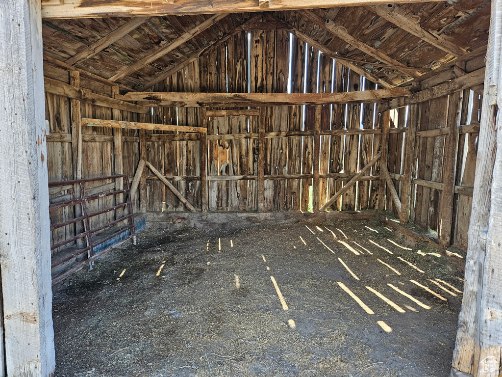 Misc room with lofted ceiling