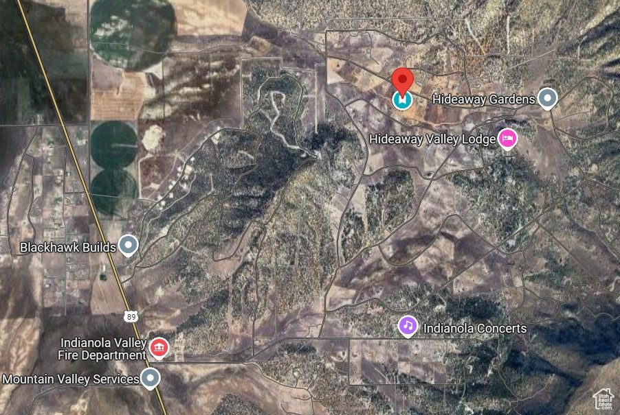 Aerial map of property and surrounding area