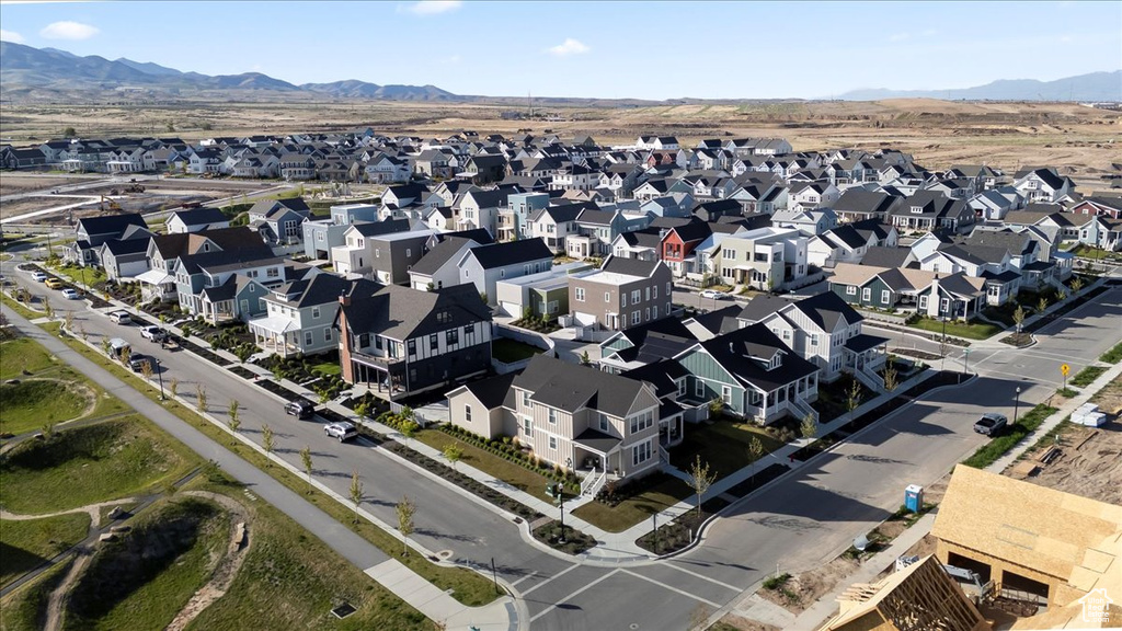 Aerial view of property\\\\\\\'s location featuring mountains and nearby suburban area