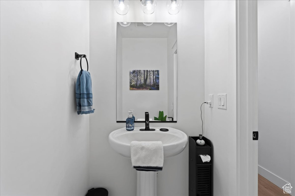 Bathroom featuring a sink