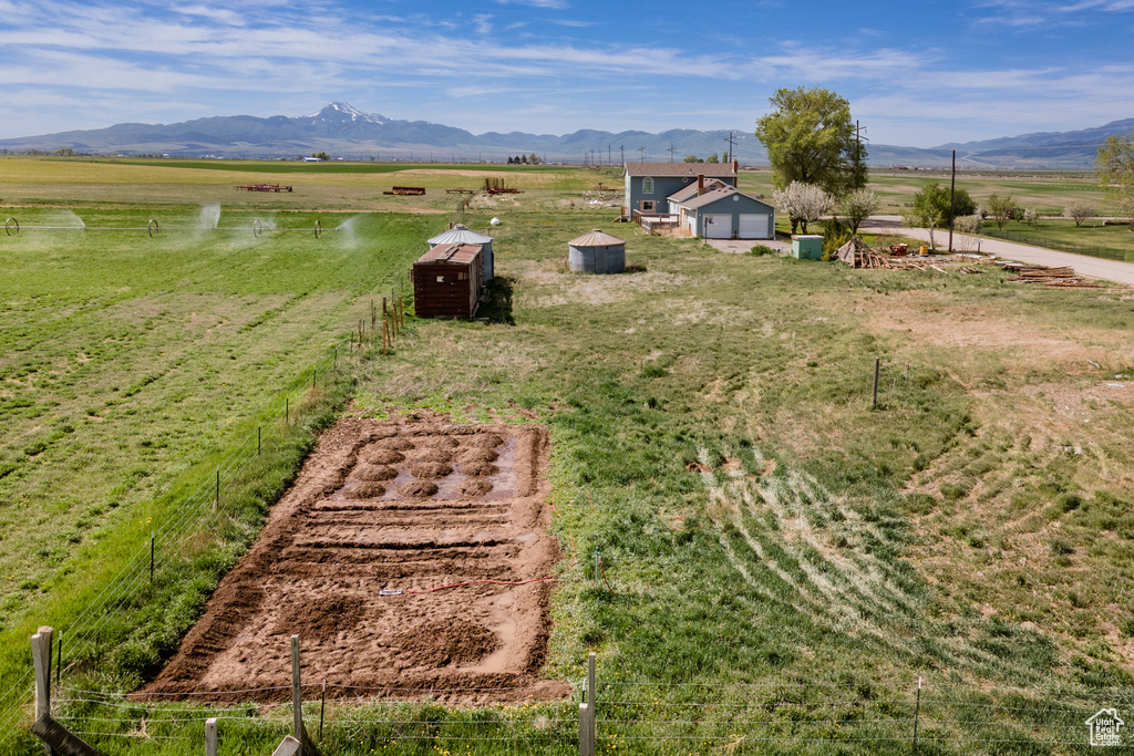 Overview of rural landscape with mountains