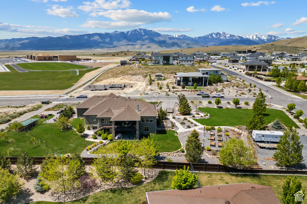 Aerial perspective of suburban area with mountains