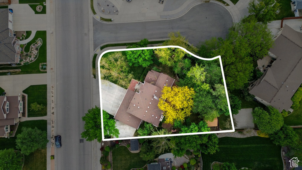 Aerial overview of property's location with property parcel outlined