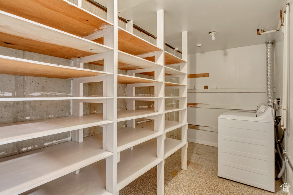 Storage featuring washer and clothes dryer