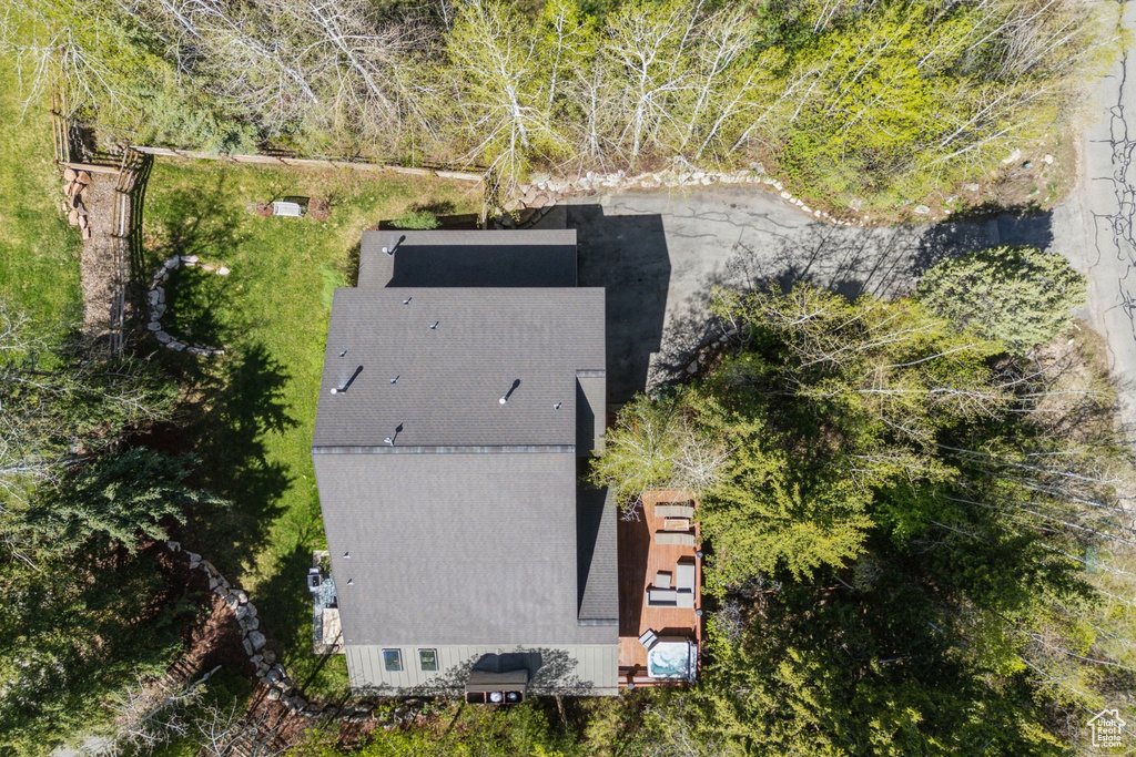 Aerial view of property and surrounding area