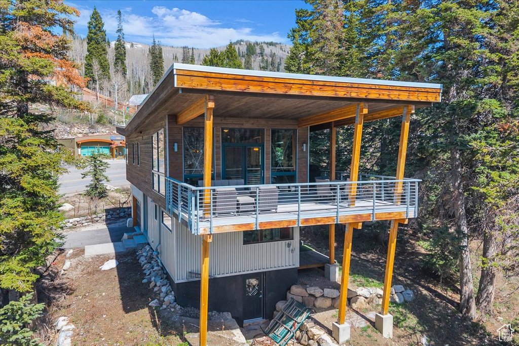 View of outdoor structure featuring a mountain view