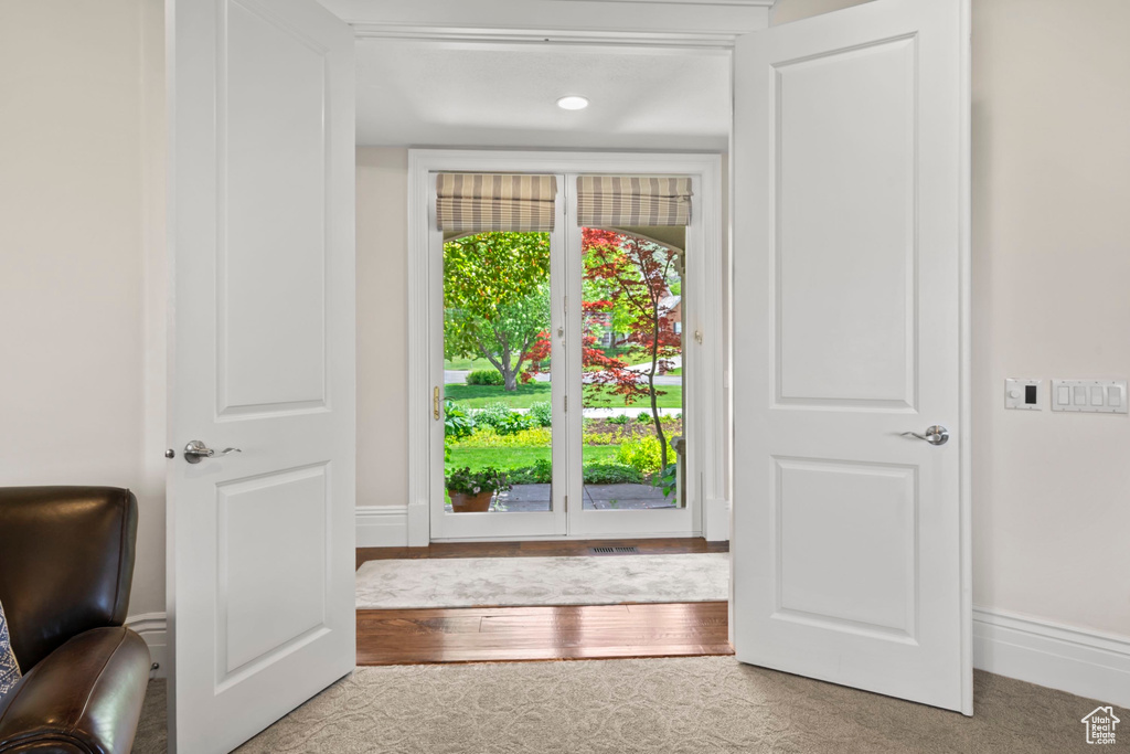 Entryway with baseboards