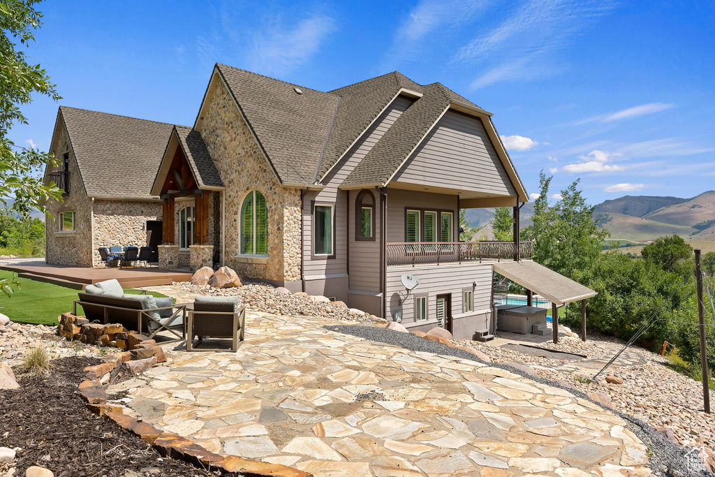 2333 S FALCON WAY Huntsville, UT 84317