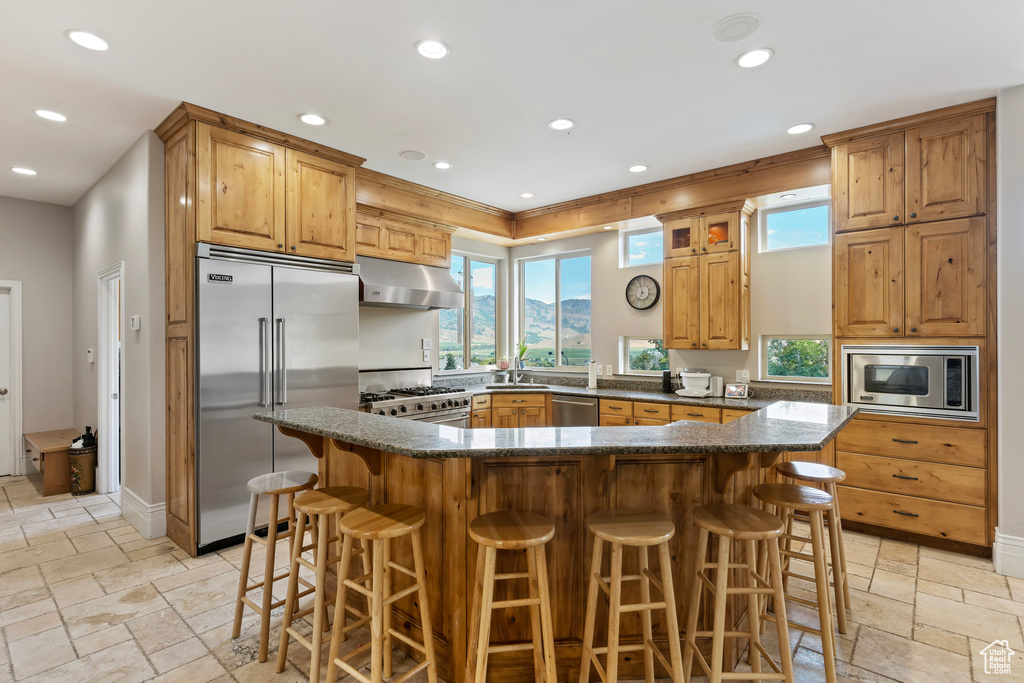 2333 S FALCON WAY Huntsville, UT 84317