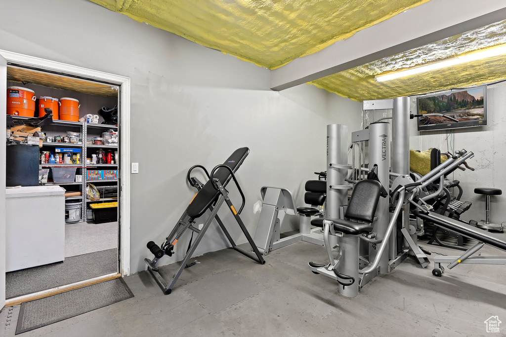 2333 S FALCON WAY Huntsville, UT 84317
